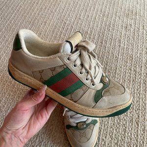 Gucci Womens GG Screener Sneakers